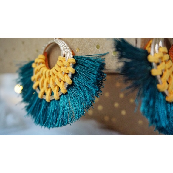 NEW! Emerald Mustard Hoop Tassel Hoop Earrings - Picture 4 of 11